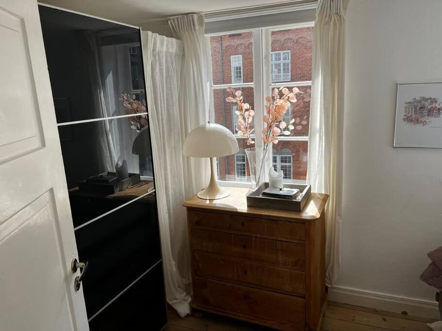 Apartment 100 Kvadratmeter. Yderst Attraktivt Beliggenhed *